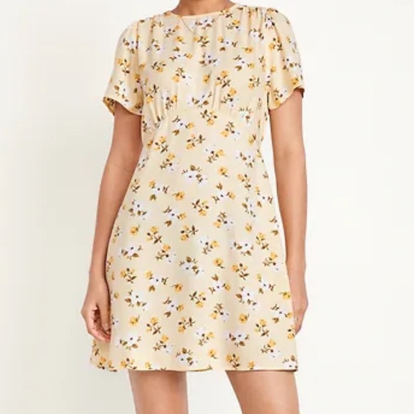 Old Navy Printed Crepe Mini Dress – Yellow Floral – Size Large Petite (NWT) - Picture 1 of 2